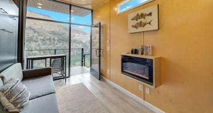 Lake Simtustus Resort Crown Point Tiny Home #11 - Hot Tub