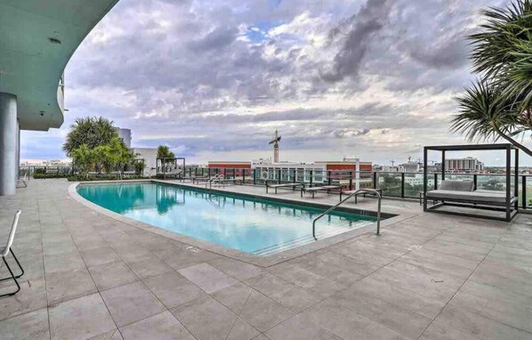 Outdoor pool, a heated pool