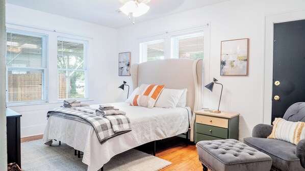 4 bedrooms, iron/ironing board, free WiFi - This house is a 4 bedroom(s), 2 bathrooms, located in Abilene, TX. (Abilene)