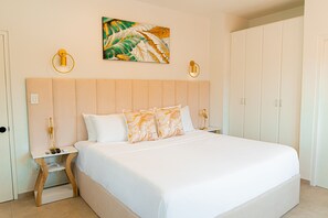 5 slaapkamers, een strijkplank/strijkijzer, wifi, beddengoed
