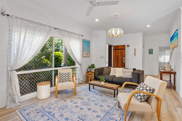 تلفزيون، كُتُب