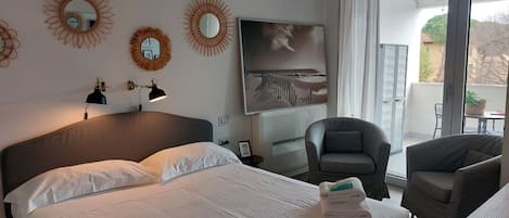 1 soverom, strykejern/-brett, wi-fi og sengetøy