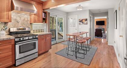 Downtown Evergreen & 10miles to Red Rocks Amphitheatre
equipped for long stays