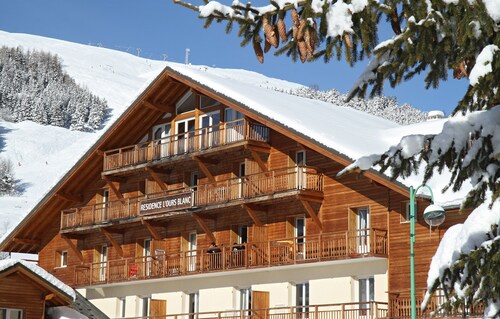 Appartement avec Accès Piscine + Casiers à Ski