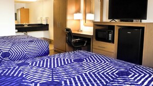Basic Room, 2 Double Beds, Non-Smoking, Exterior Entry