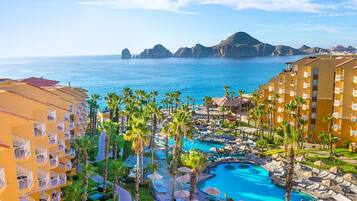 Junior Studio, Resort View | Hypo-allergenic bedding, down duvets, in-room safe, blackout curtains