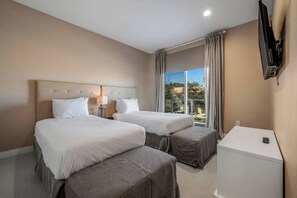 5 bedrooms, iron/ironing board, travel crib, WiFi