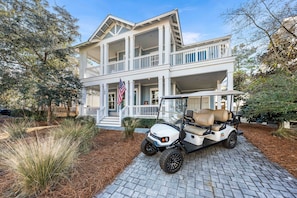 Exterior - 30A Gated Community ☀️ Golf Cart | 4 Bikes | *Heated & Chilled Pool ☀️ Beach Equipment (Santa Rosa Beach)