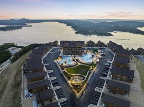 Exterior - Private Hot Tub, Free Tickets, Near Silver Dollar City & Community Indoor Pool (Kimberling City)