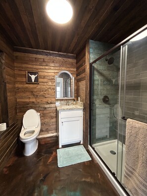 Shower, towels, soap, shampoo