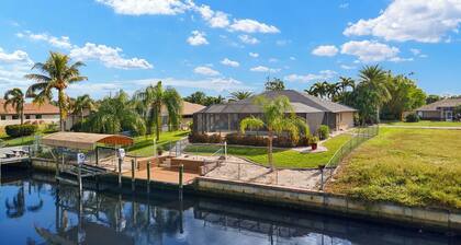 Villa Jen - Gulf Access heated pool home w/boat lift - SWFL Rentals