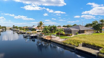 Villa Jen - Gulf Access heated pool home w/boat lift - SWFL Rentals