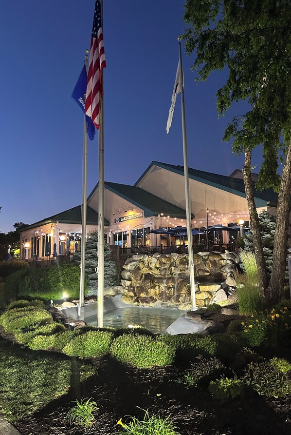 Indoor pool, outdoor pool