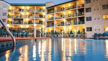 Indoor pool, outdoor pool