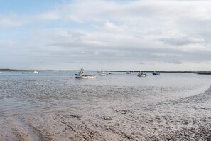 Beach - The Little House, Orford (Orford)