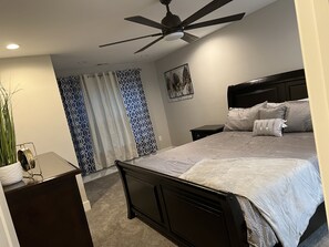 4 quartos, ferros/tábuas de passar roupa, Wi-Fi, roupa de cama