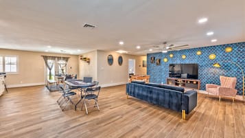 Spielezimmer