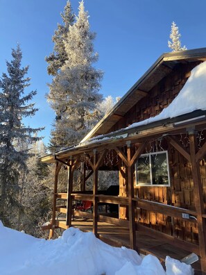 Exterior - Bear Cabin-Gunning Cabin Rentals (Soldotna)