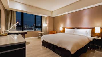 Premium Double Room | 1 bedroom, minibar, desk, laptop workspace