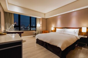 Minibar, desk, laptop workspace, blackout curtains