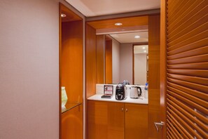 Premier Suite -  Jiamei Hotel (Taipei)