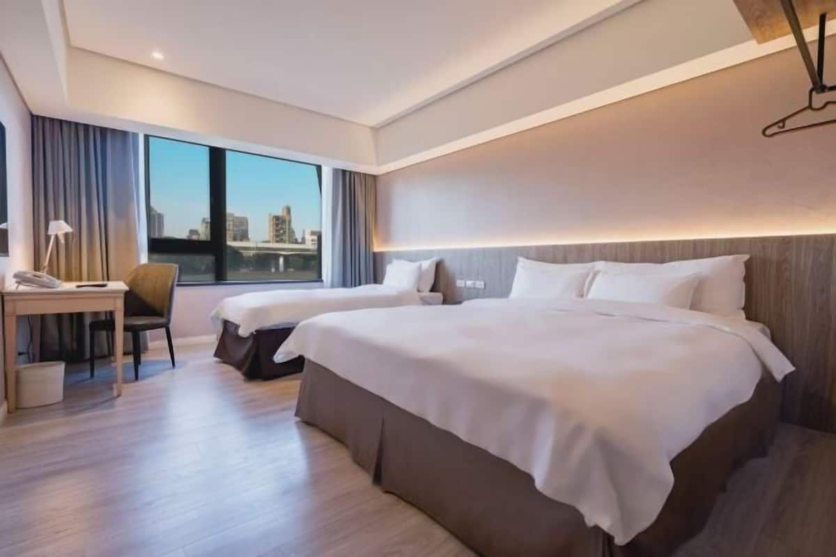 Minibar, desk, laptop workspace, blackout curtains