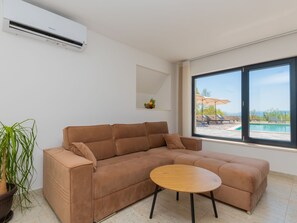 TV - Secret Gem by Interhome (Imotski)