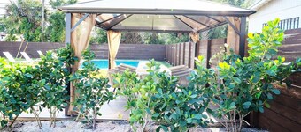 Heated Pool House Near Downtown West Palm Beach, Beaches, and Bars.