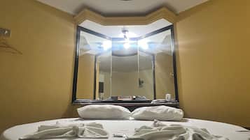 Free WiFi, bed sheets