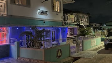 Fachada da propriedade