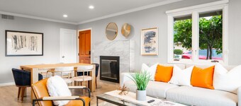Spacious & Classy 4BR Los Gatos Villa: Jetted Tub & Foozball