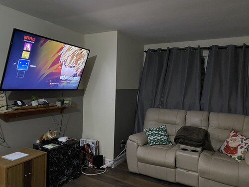 cozy basement Pet friendly proximity to popular attractions wireless internet