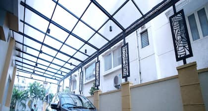 Blossoms Hotel and Service Apartment