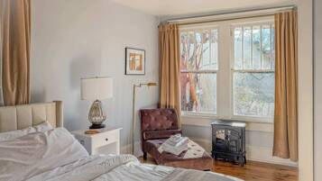 3 多间卧室、办公桌、熨斗/熨衣板、WiFi