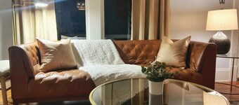 Spacious Downtown Craftsman | Designer Finishes