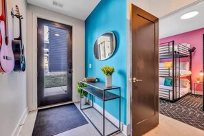 4 bedrooms, desk, iron/ironing board, WiFi