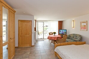 1 Schlafzimmer, Bügeleisen/Bügelbrett, kostenloses WLAN, Bettwäsche