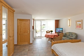 1 Schlafzimmer, Bügeleisen/Bügelbrett, kostenloses WLAN, Bettwäsche