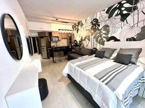 Basic Quadruple Room | Free WiFi, bed sheets - CloudBA Oro Soho Apartments (Buenos Aires)