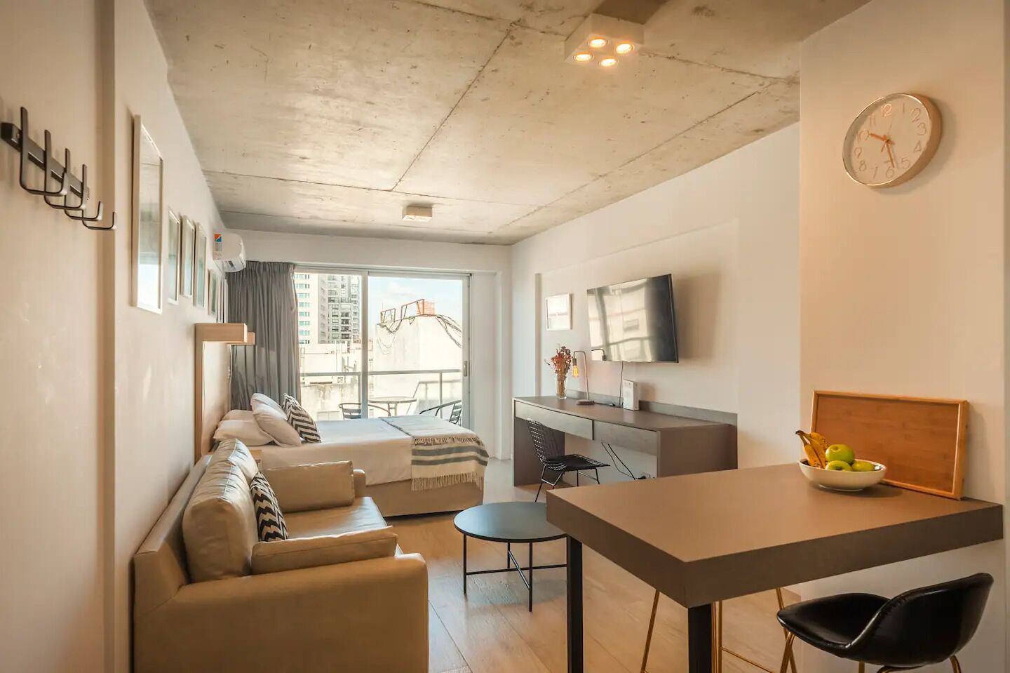 Basic Studio | Living area | 50-inch Smart TV with cable channels