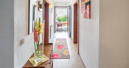 Apartment 'Haus-Schirmer' with Shared Garden & Wi-Fi