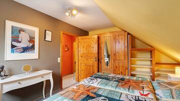 1 Schlafzimmer, Schreibtisch, Bügeleisen/Bügelbrett, kostenloses WLAN