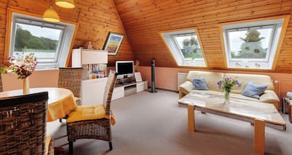 Apartamento 'Haus Fahrenkrog' con jardín privado y Wi-Fi