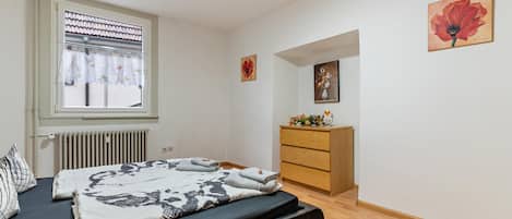 2 chambres, accĂšs au Wi-Fi (inclus), literie fournie