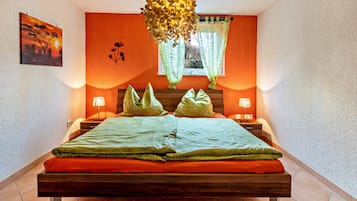 1 bedroom, iron/ironing board, free WiFi, bed sheets