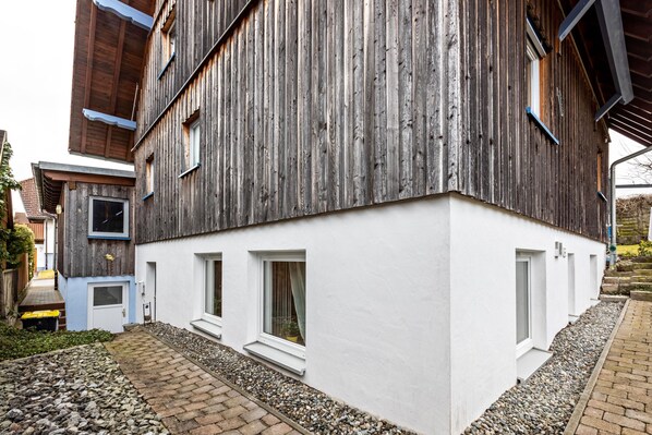 Exterior - Apartment "Im Holzhaus" with Private Terrace & Wi-Fi (Donaueschingen)