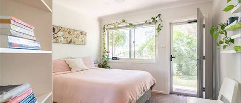 2 chambres, bureau, fer et planche à repasser, Wi-Fi gratuit