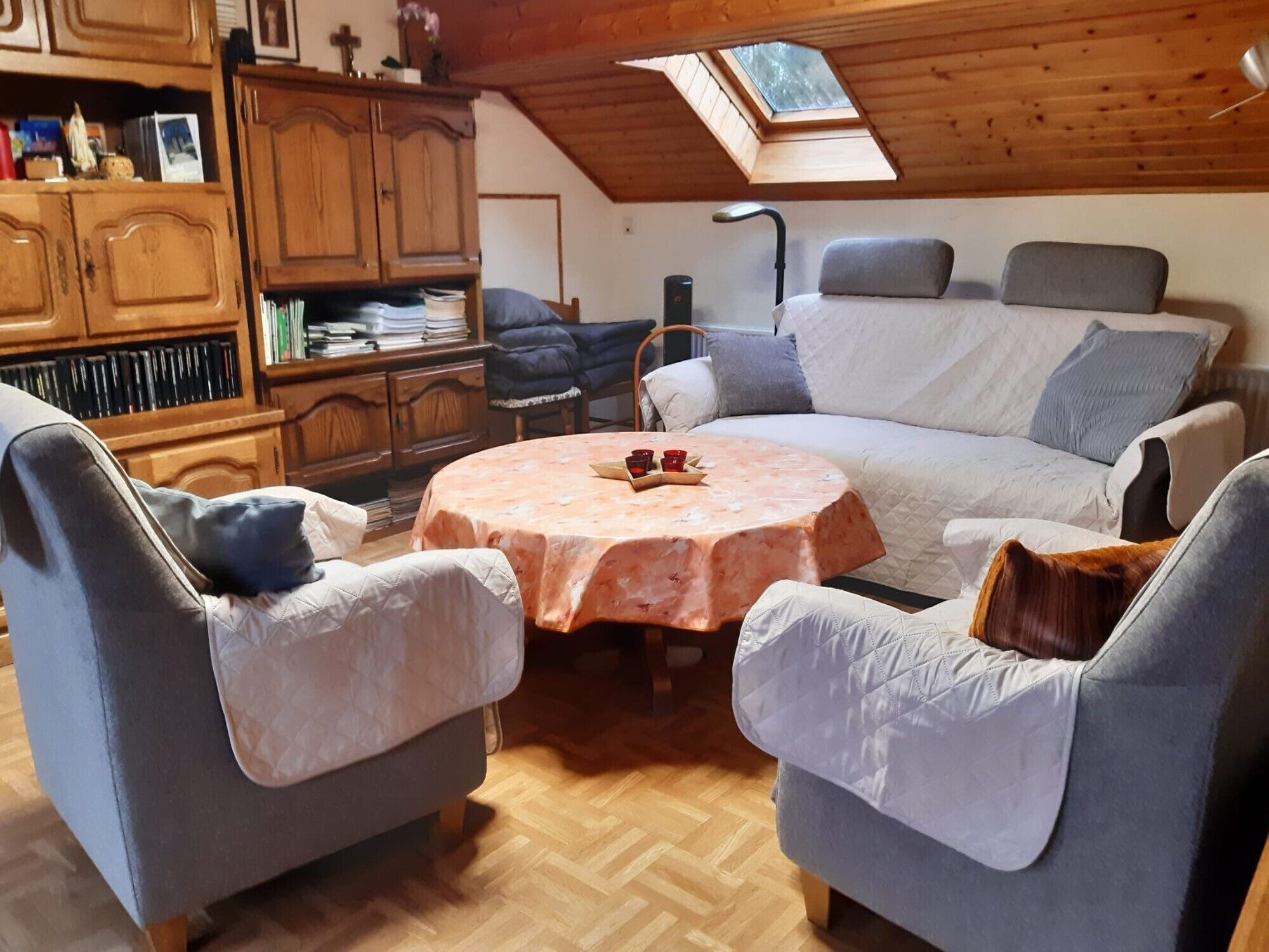 TV, lettore DVD, impianto stereo