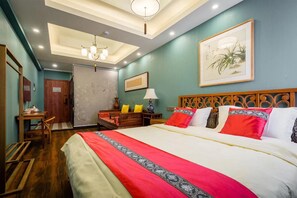 特色三人房 | 獨特裝潢、免費無線上網、床單