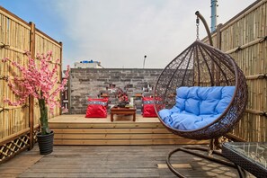 Signature Double Room | Individually decorated, free WiFi, bed sheets - Rong Hotel Hohai Branch (Beijing)